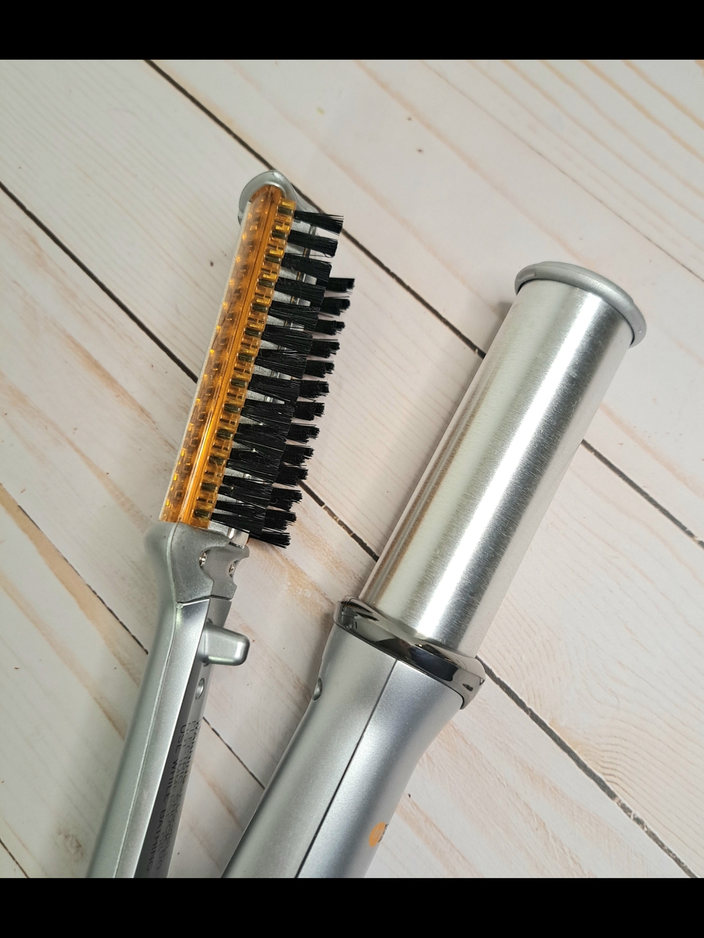 InStyler Rotating Hot Iron and Styling Brush - Picture 3 of 9